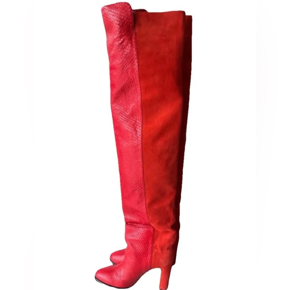 NWOT Givenchy Paris thigh-high boots in suede and red leather python.